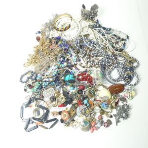 Jewelry Mixed Lot Crafts Reuse Scrap Junk Repair Wear Vintage to Now 3.5lbs